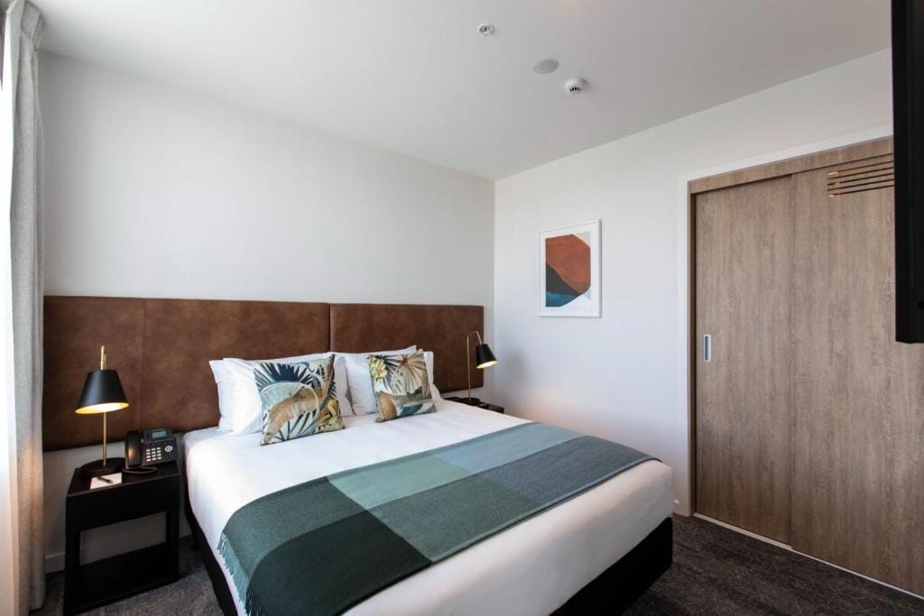 Quest Takapuna — 2