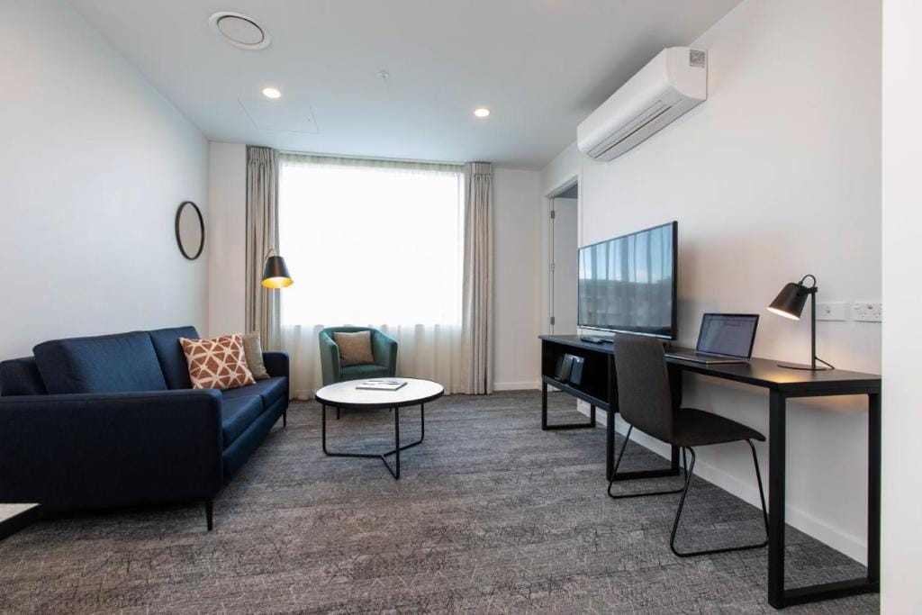 Quest Takapuna — 5