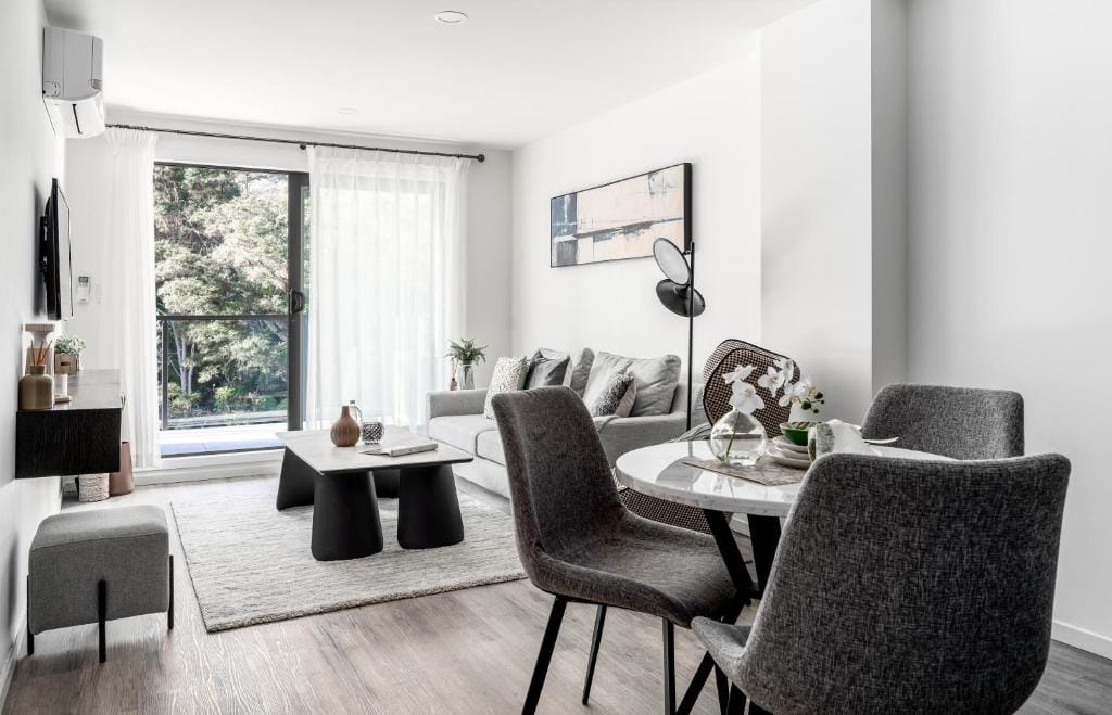 Sunrise Garden Suites — 4