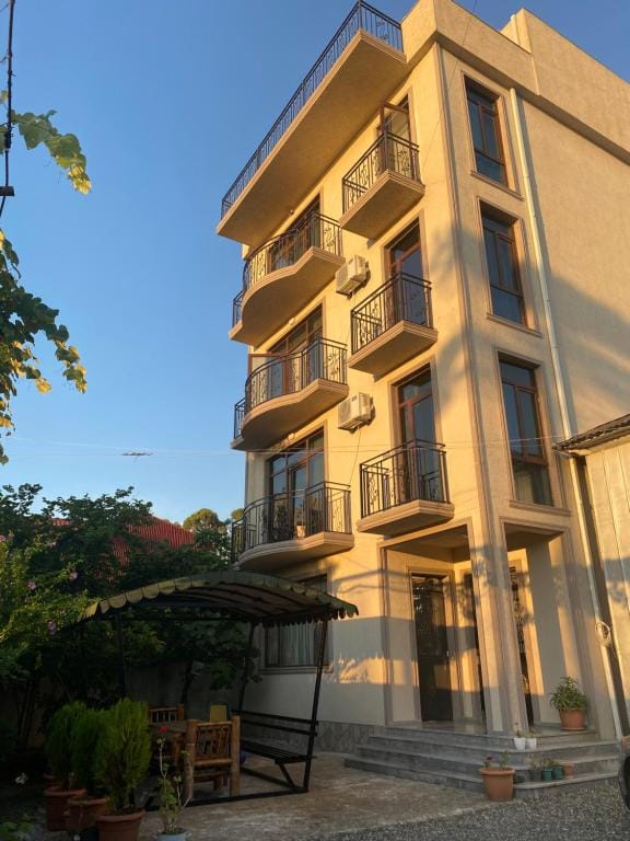 Ameli Apartments BTM — 5