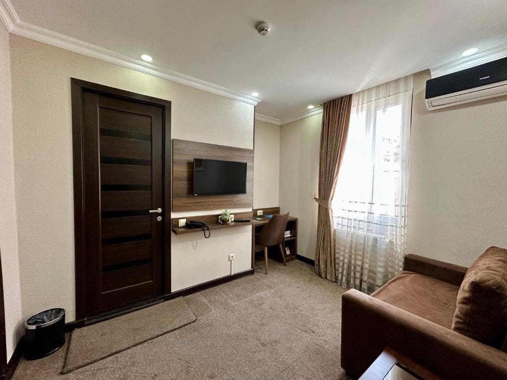 Hotel Park — 3