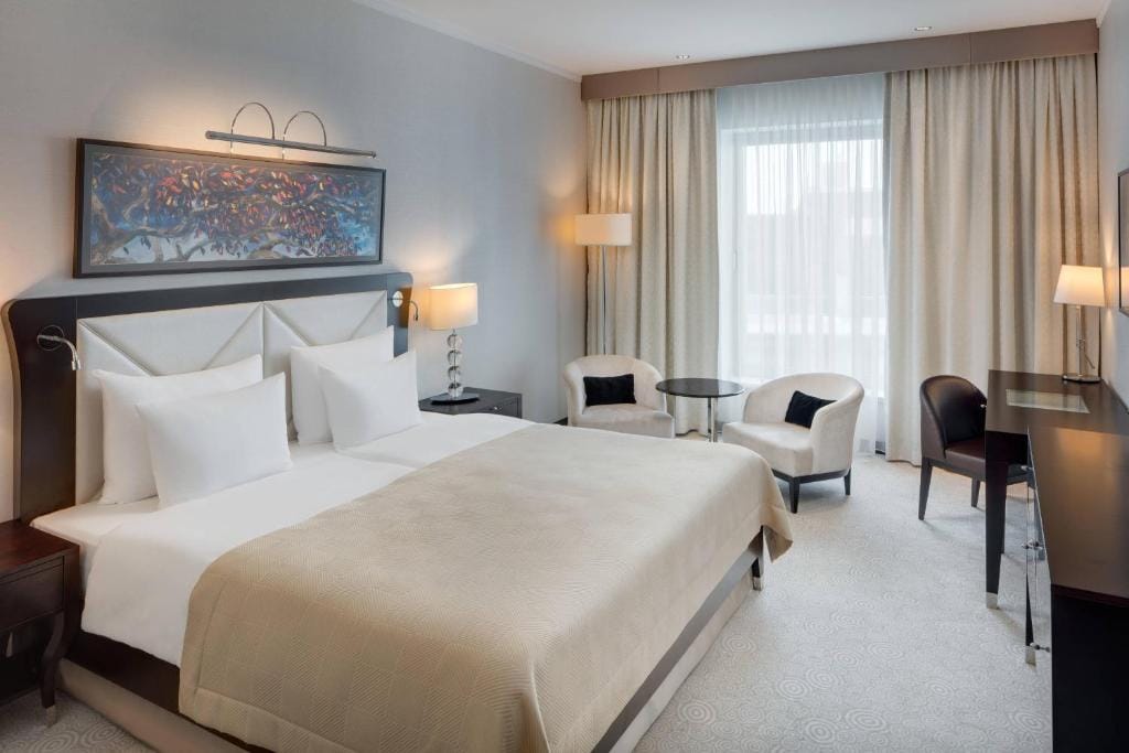 Grand Hotel River Park, a Luxury Collection Hotel, Bratislava — 3