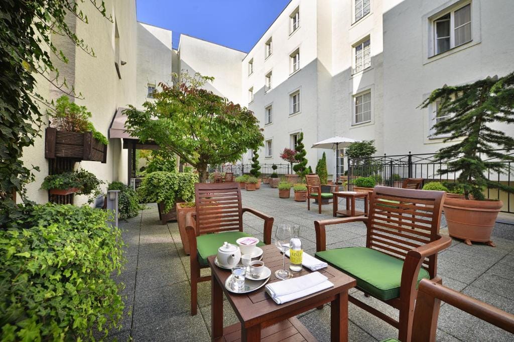 Marrol's Boutique Hotel — 5