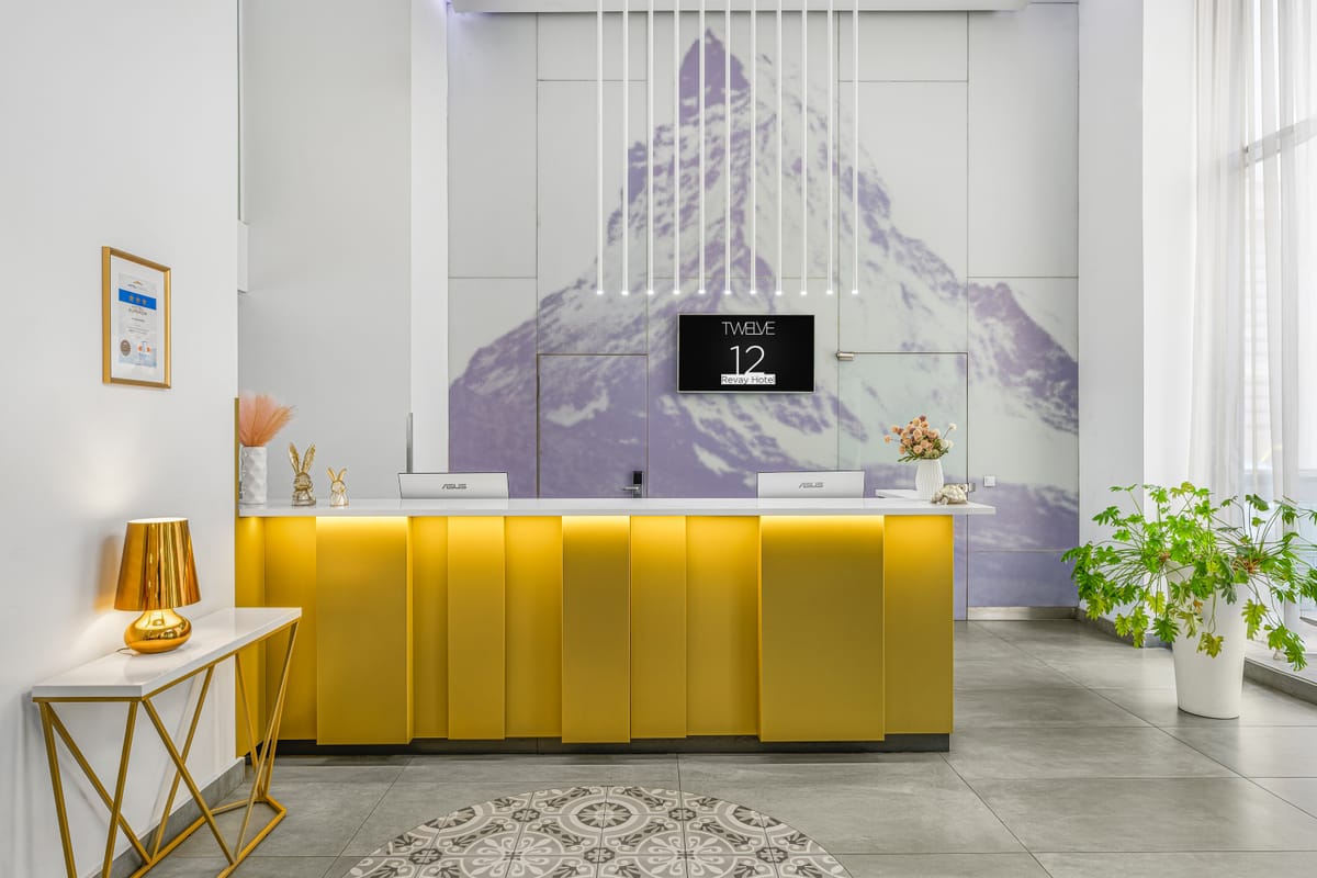 12 Revay Hotel — 4
