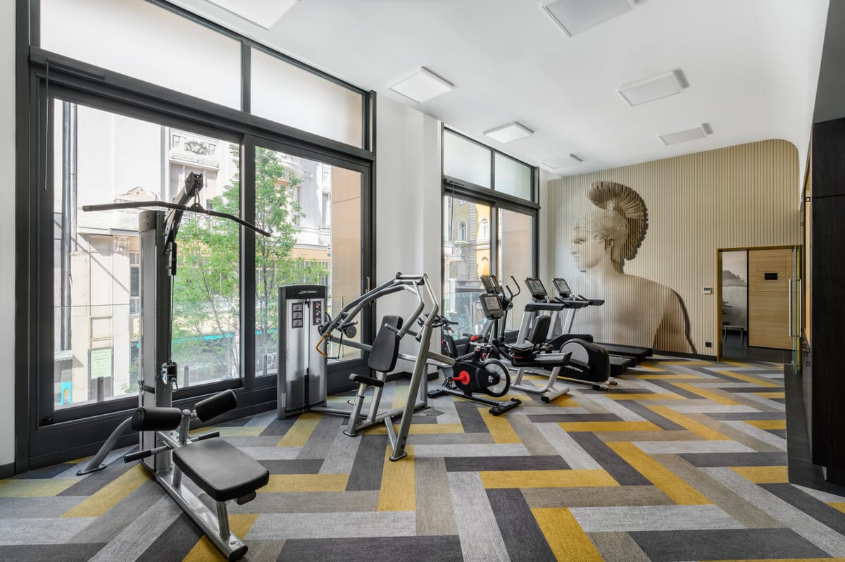 Emerald Hotel & Suites by Continental Group — 5