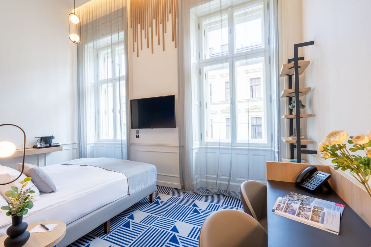 Hotel Oktogon Haggenmacher by Continental Group — 1