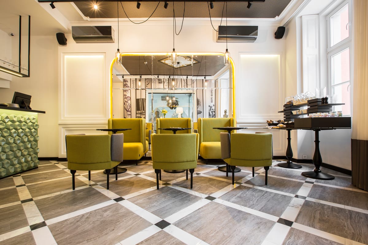 Maison Bistro & Hotel — 2