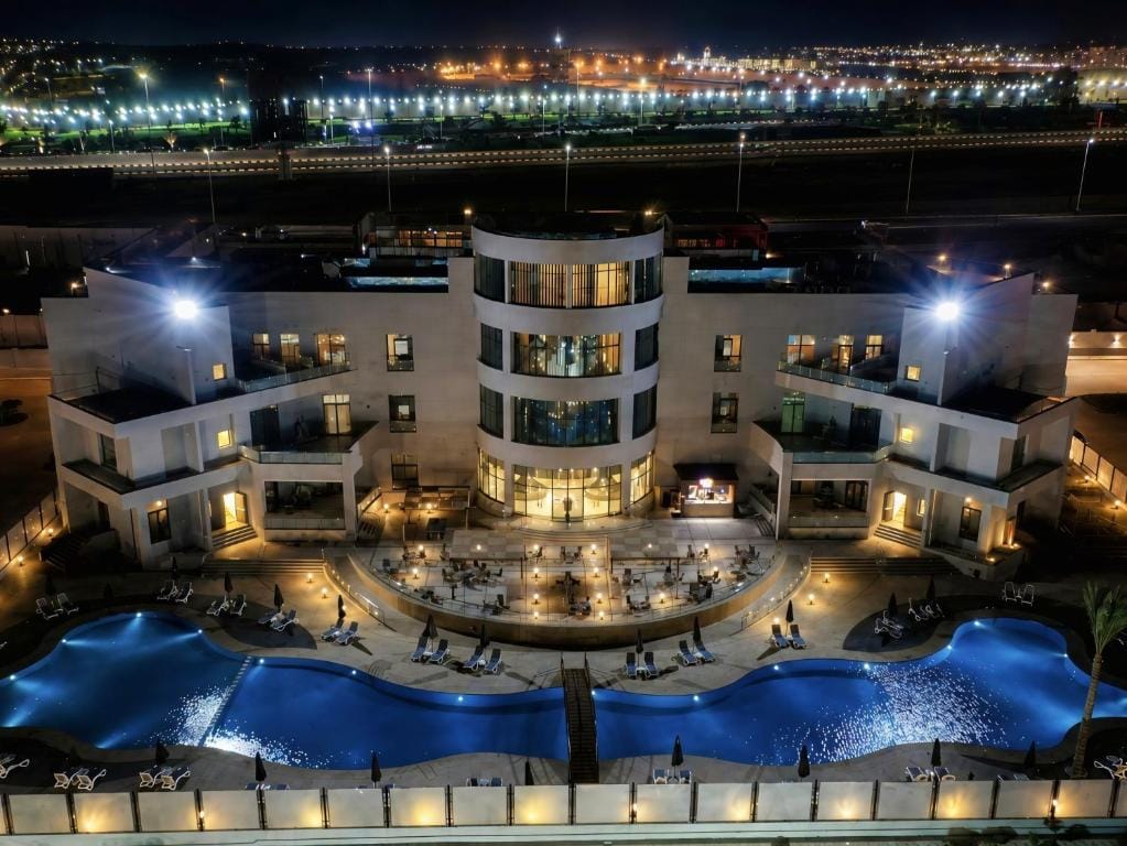 Jewel Plaza and Aqua Park — 1