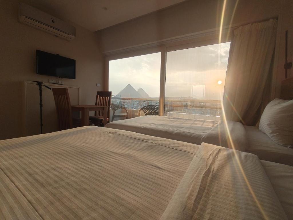 Rosetta Pyramids Inn — 4