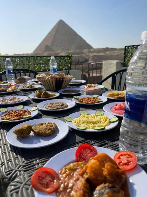 Solima pyramids inn — 4