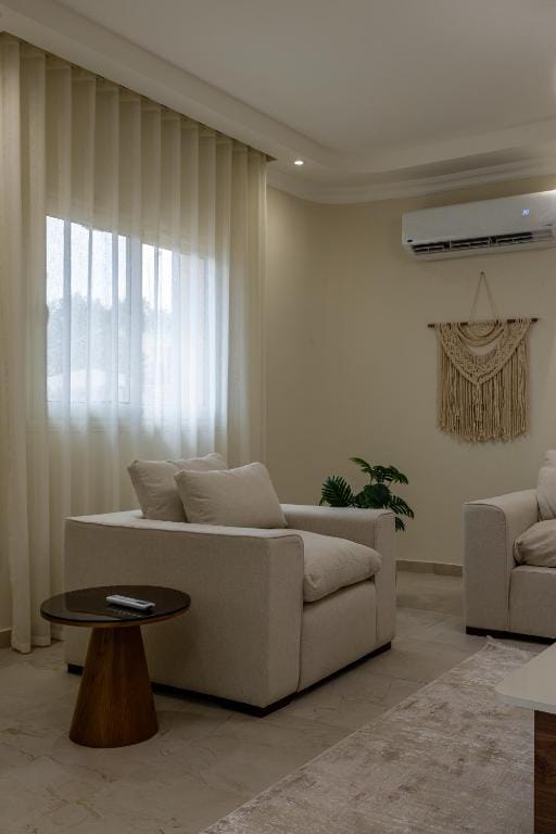 Welhome Stays Aparthotel — 3