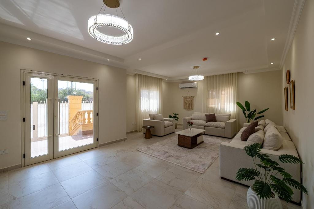 Welhome Stays Aparthotel — 5