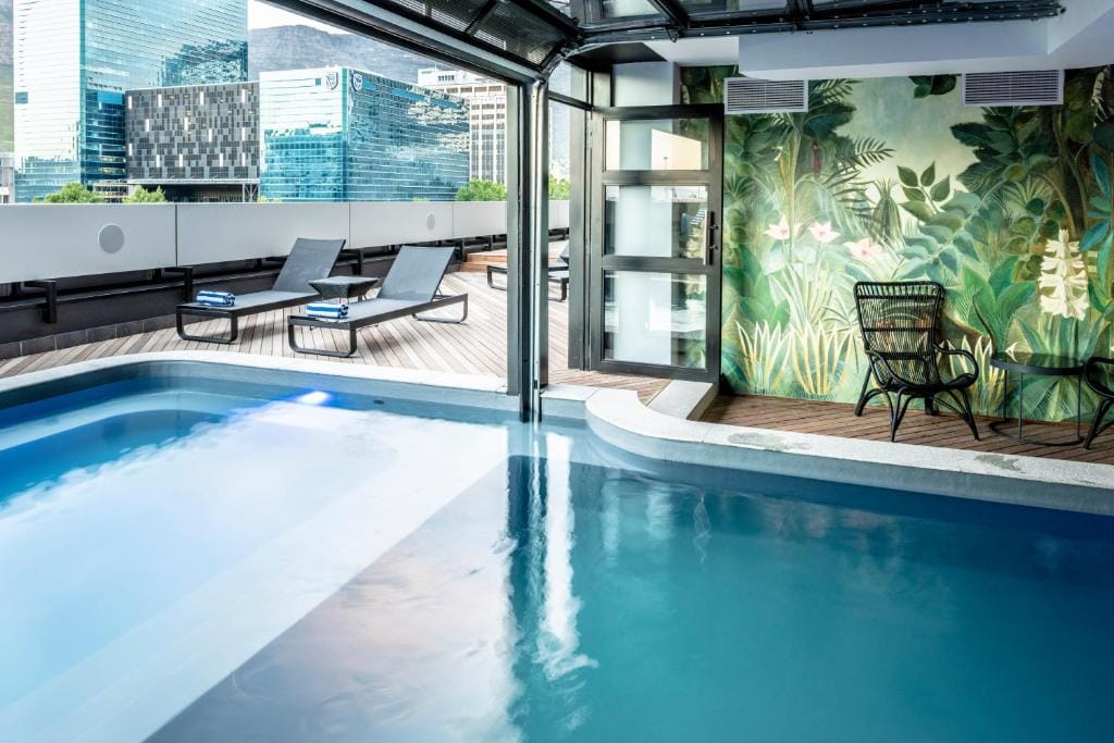 The Onyx Apartment Hotel by NEWMARK — 3
