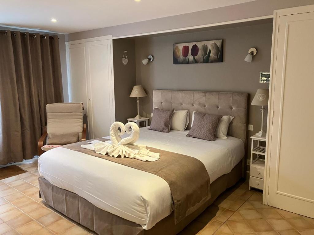 Hôtel de la Côte Fleurie — 1