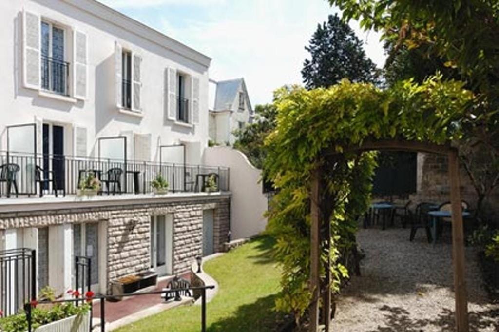 Hôtel Marie Louise — 5