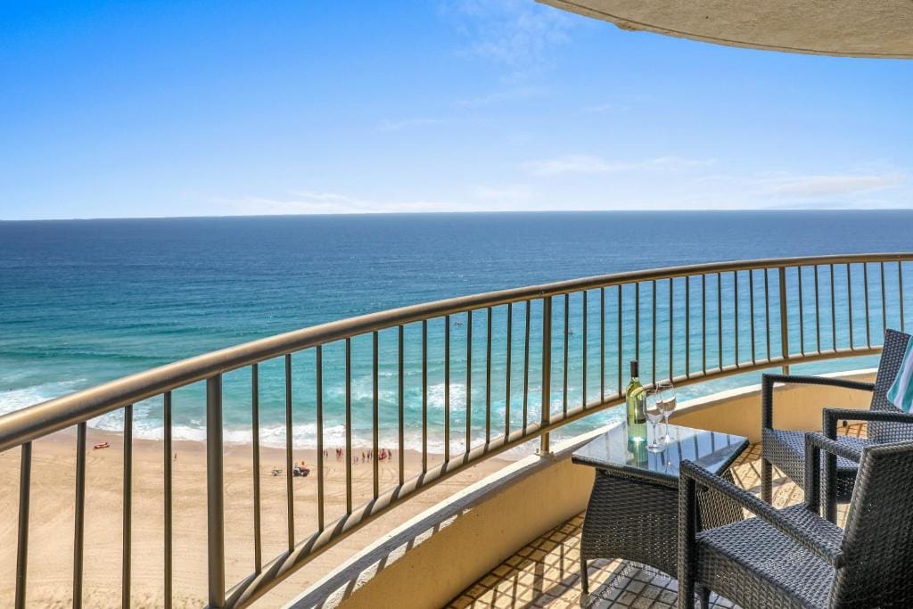 Boulevard North Holiday Apartments — 1