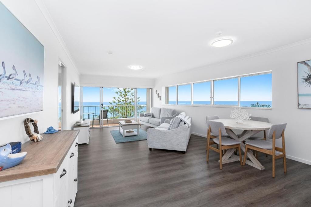 Narrowneck Court Holiday Apartments — 1