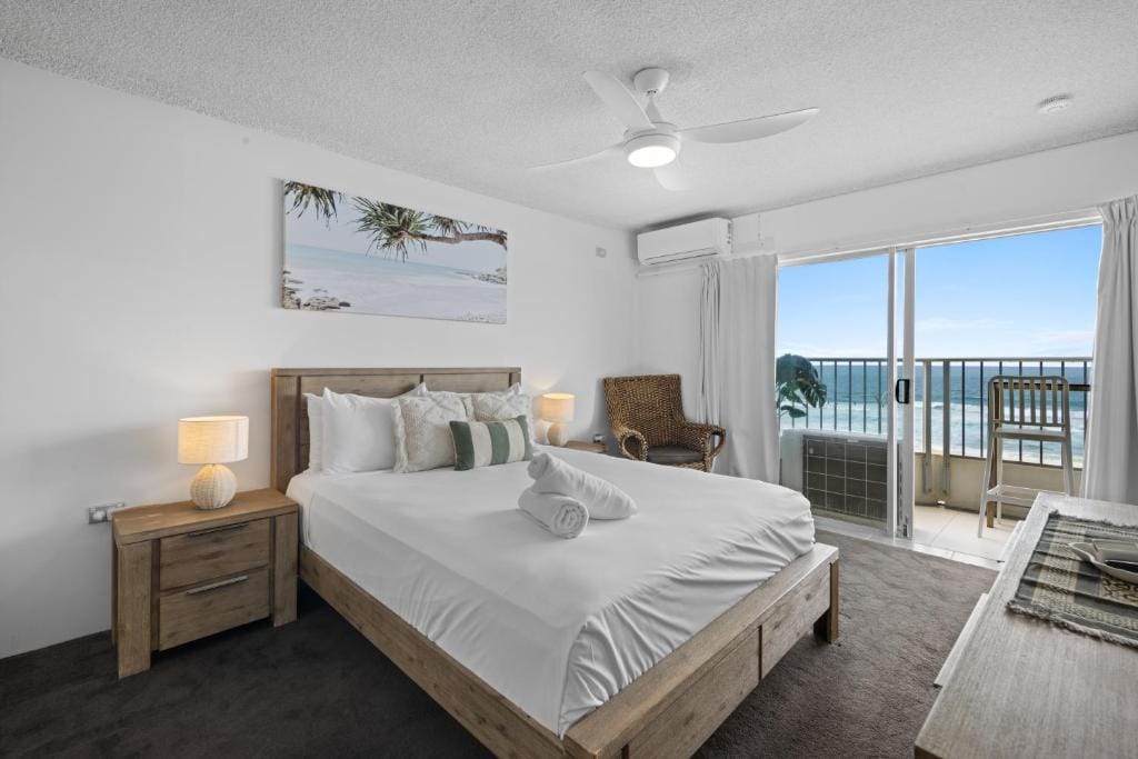 Pacific Plaza Apartments — 2