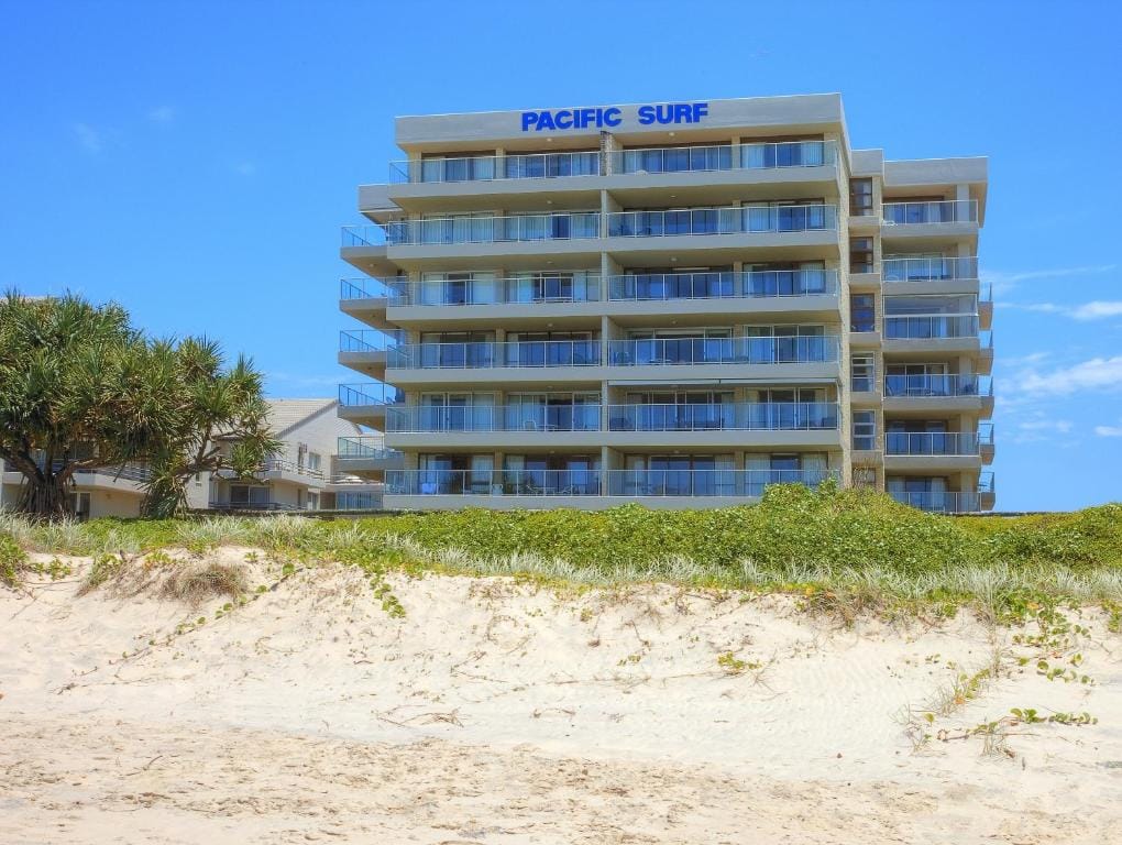 Pacific Surf Absolute Beachfront Apartments — 1
