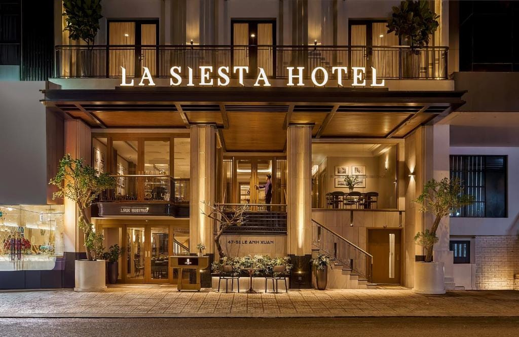 La Siesta Premium Saigon Central — 2