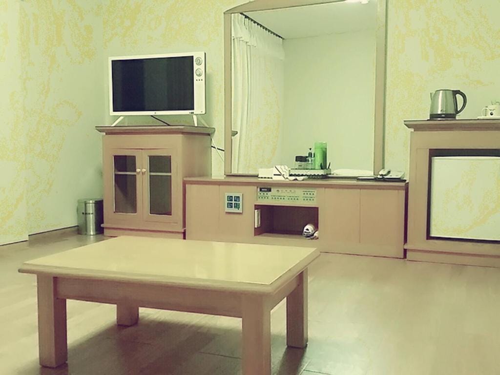 Daedong Hotel — 4
