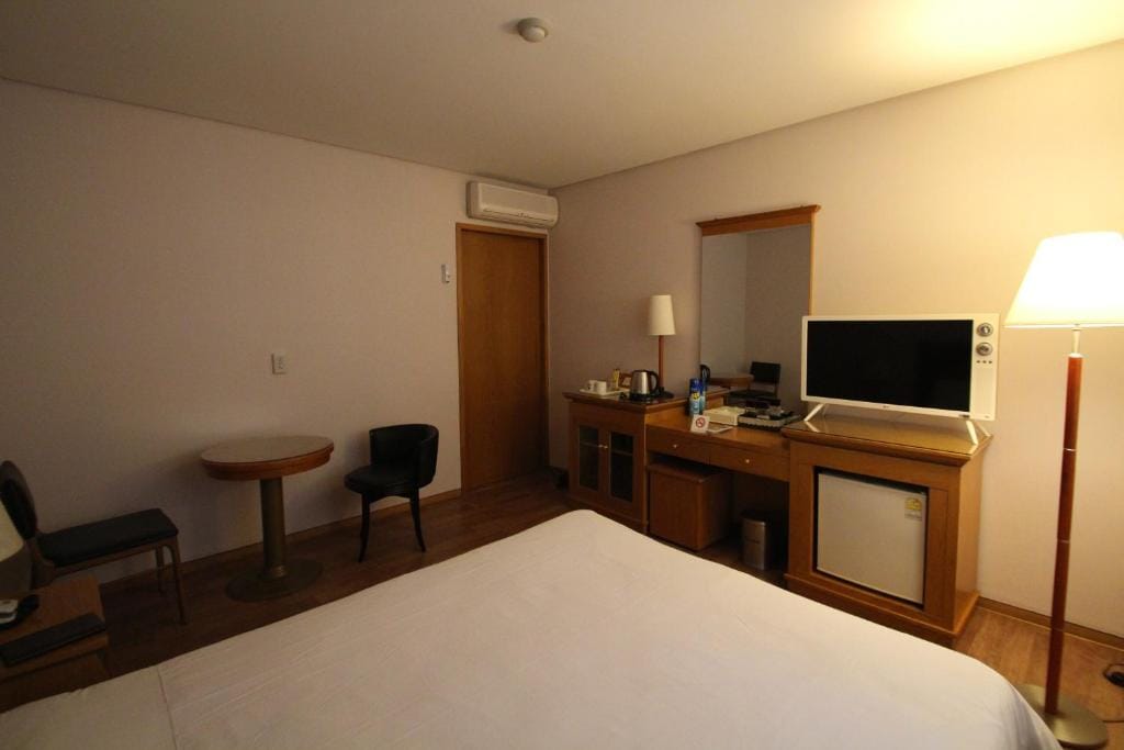 Daedong Hotel — 5