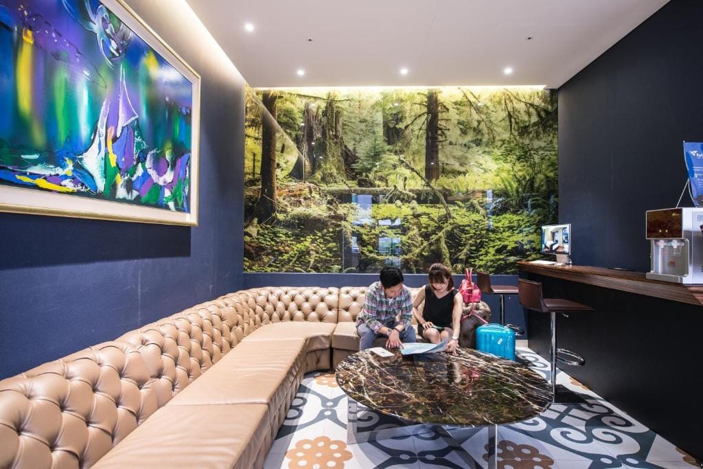 Hotel Leo — 4