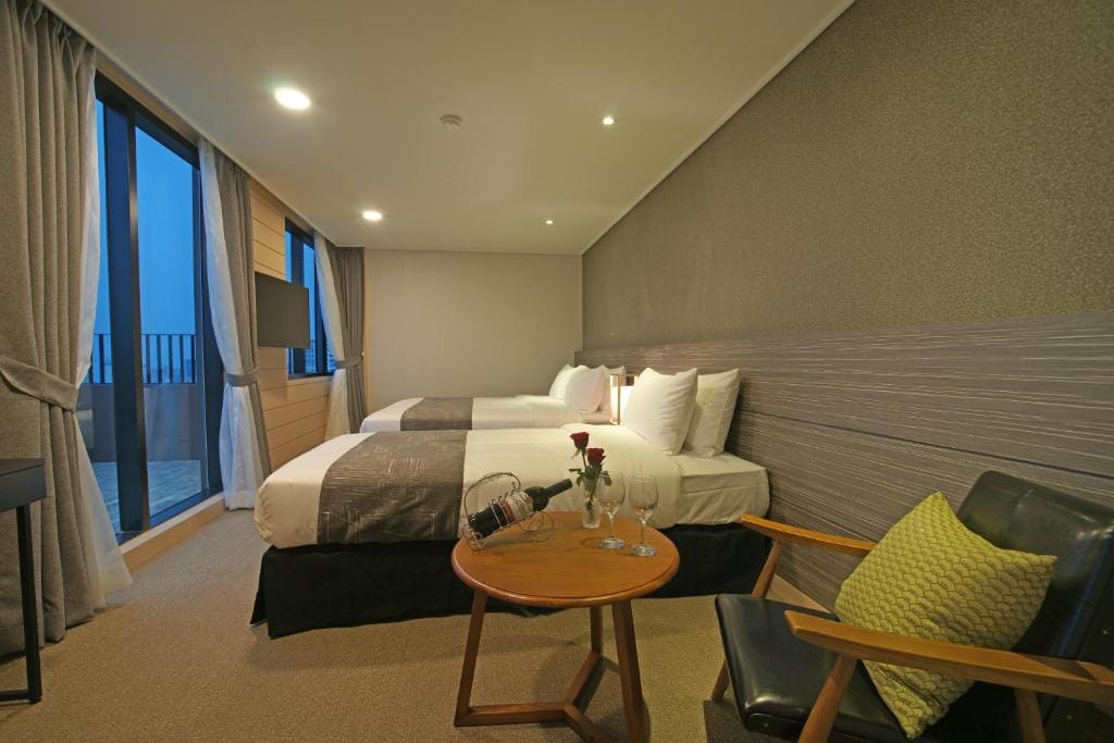 I-Jin Hotel — 5