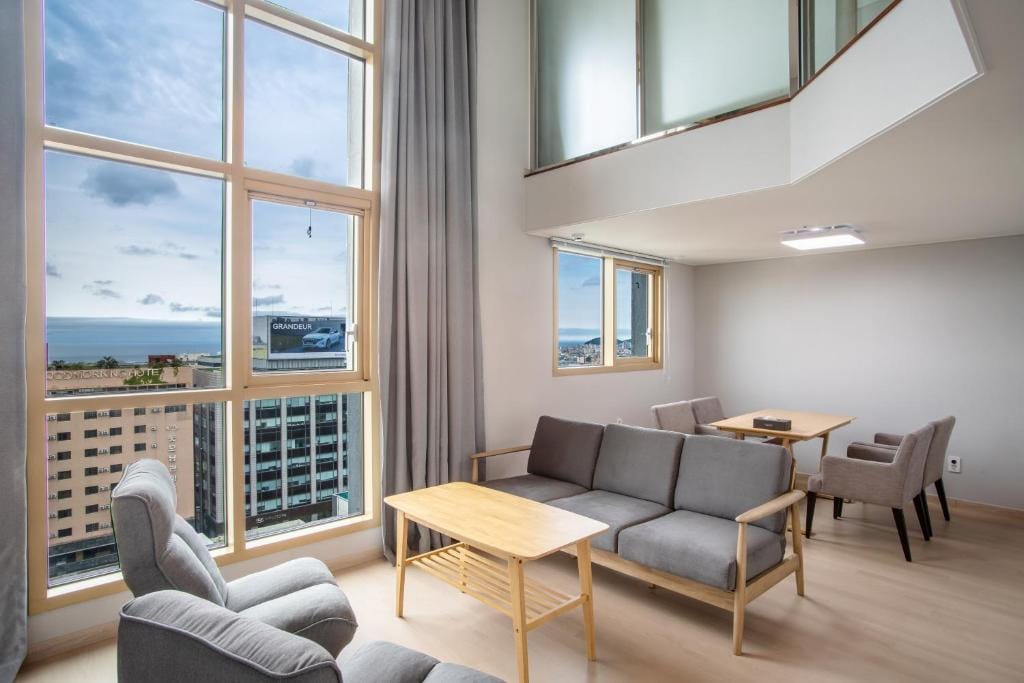 Jeju Central Park Residence — 5