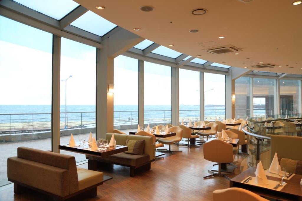 Ocean Suites Jeju Hotel — 2