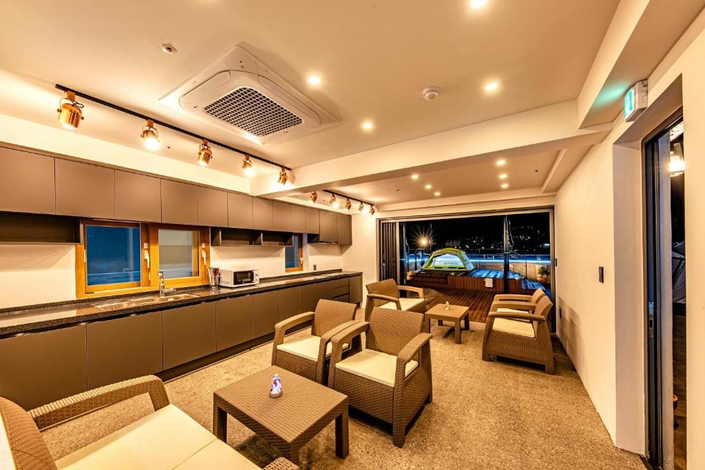 The Jade Hotel — 5
