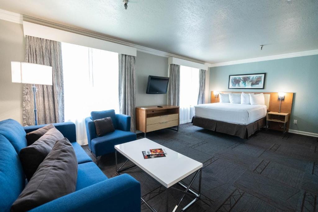 Alexis Park All Suite Resort — 2