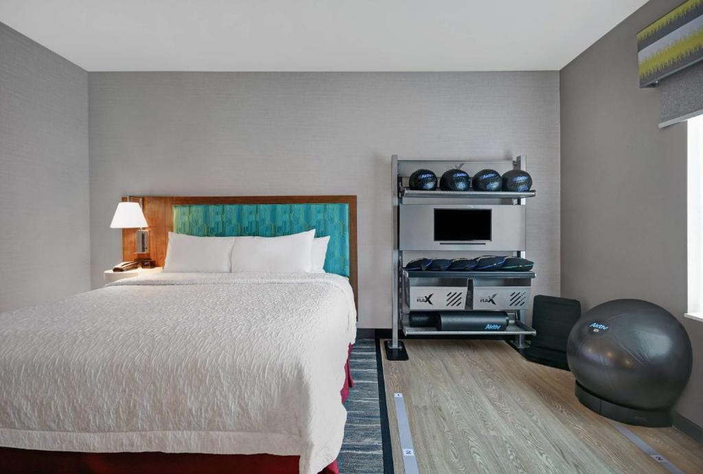 Hampton Inn Las Vegas Strip South, NV 89123 — 2