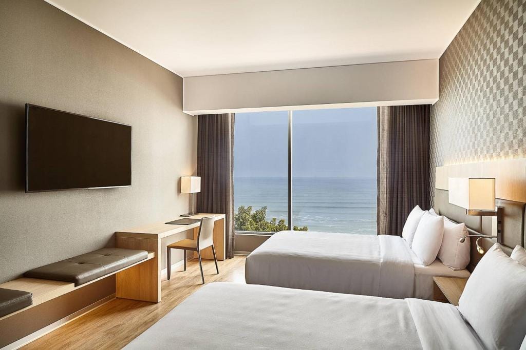 AC Hotel by Marriott Lima Miraflores — 4