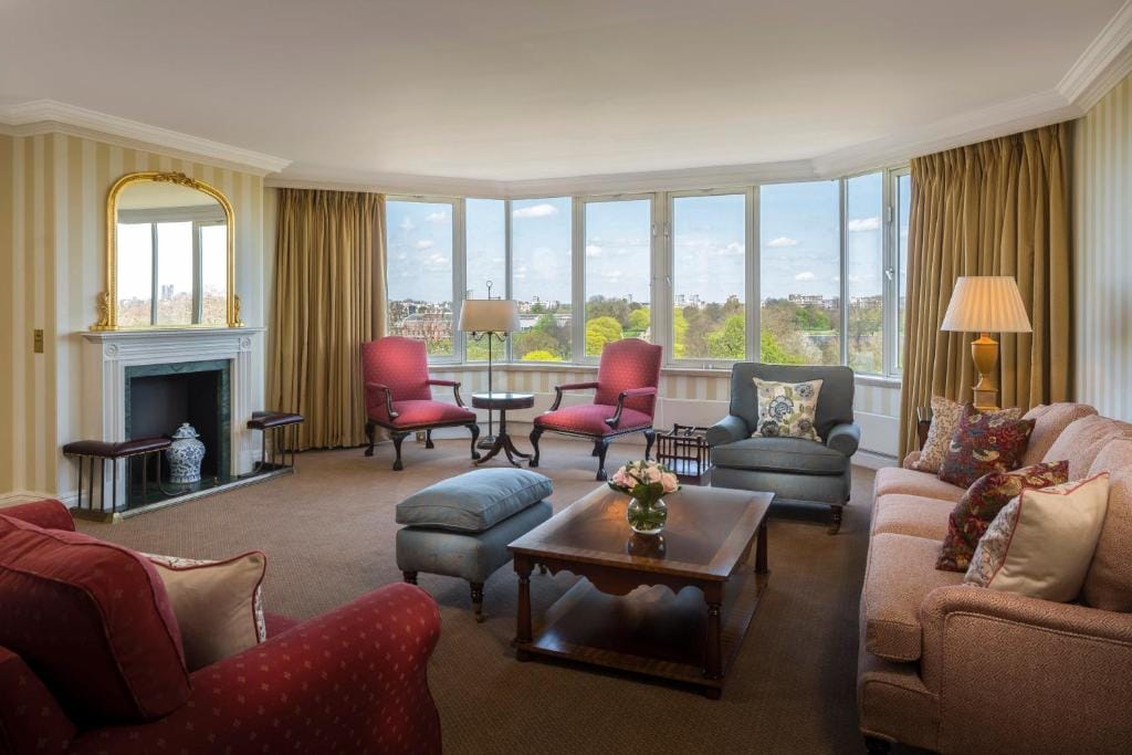 Cheval Thorney Court at Hyde Park — 1