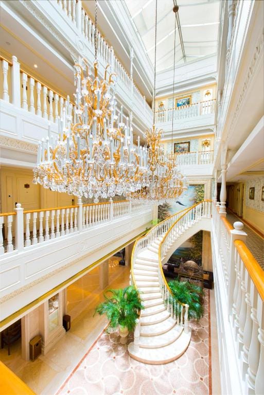 Rocks Hotel — 5