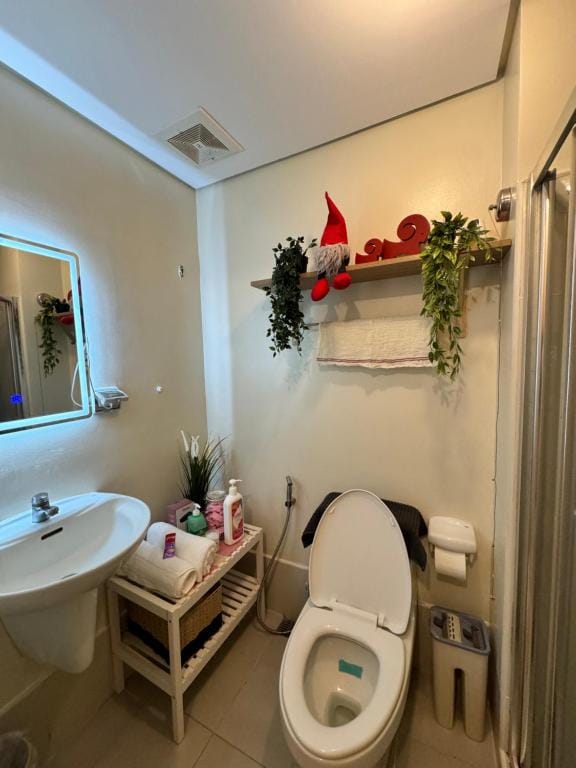 Cozy 1BR Netflix & Alexa w Balcony Free Pool — 3