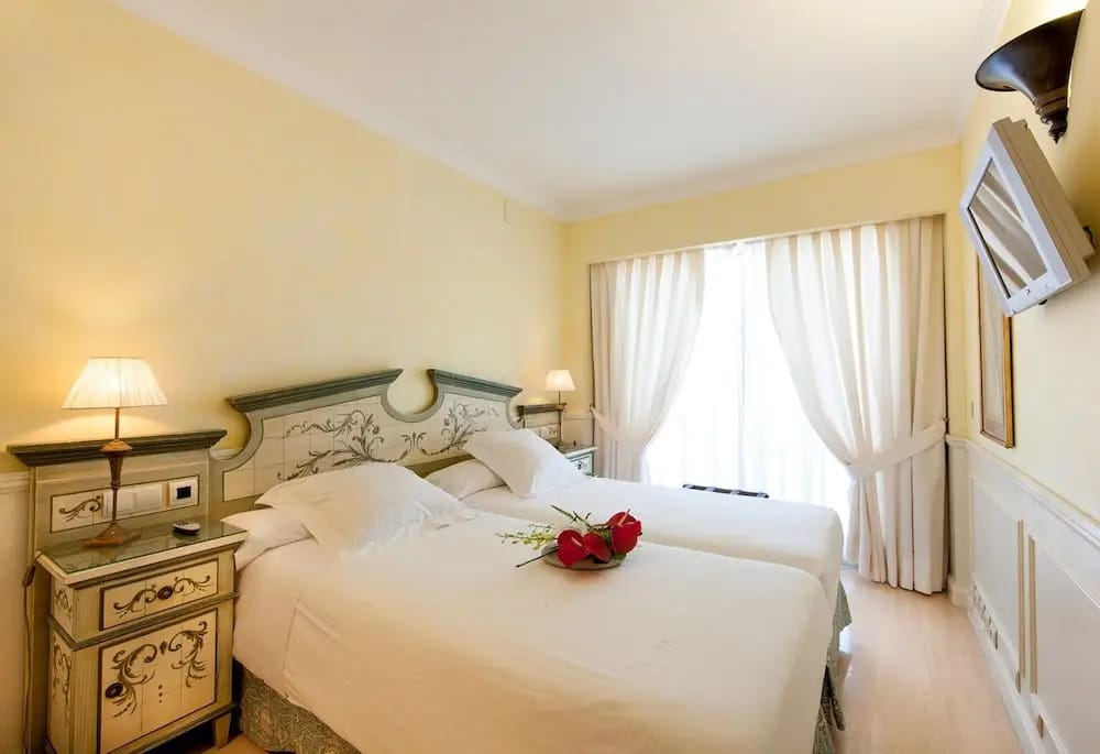 Guadalpin Suites — 2