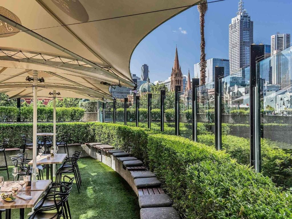 Quay West Suites Melbourne — 3