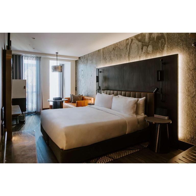 The Motley Hotel Melbourne, Tapestry Collection by Hilton — 2