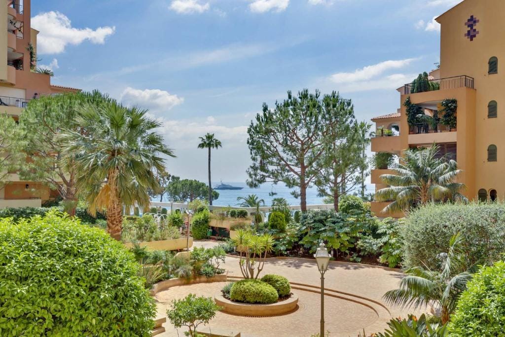 Columbus Hotel Monte-Carlo, Curio Collection by Hilton — 5