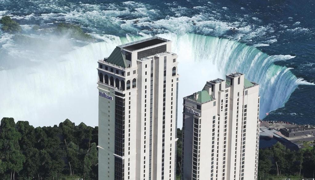 Hilton Niagara Falls/ Fallsview Hotel and Suites — 1