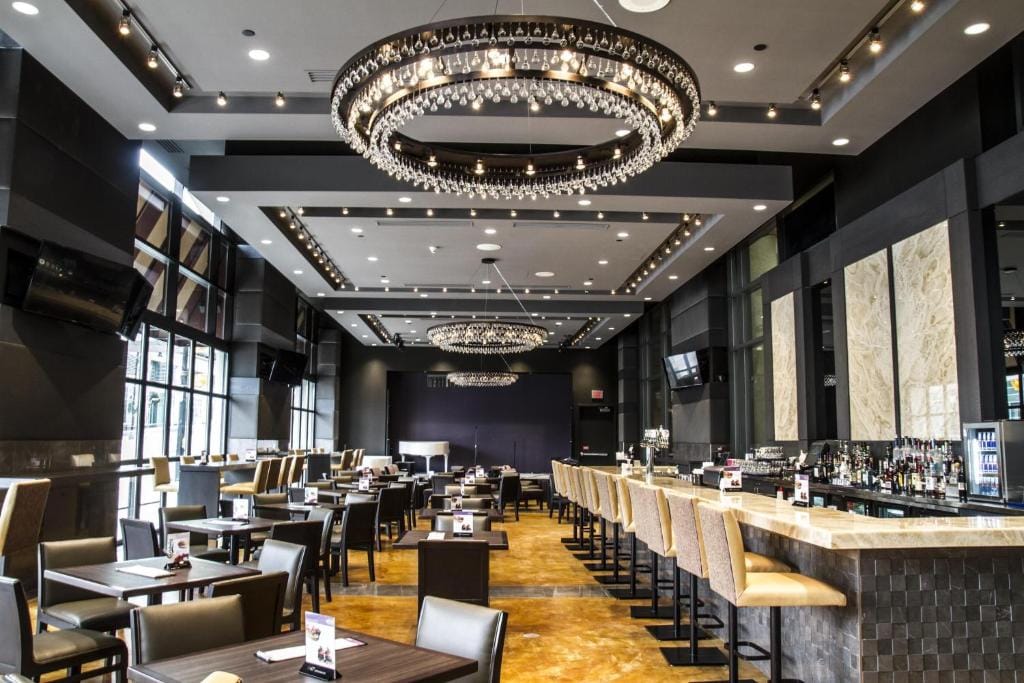 Hilton Niagara Falls/ Fallsview Hotel and Suites — 5