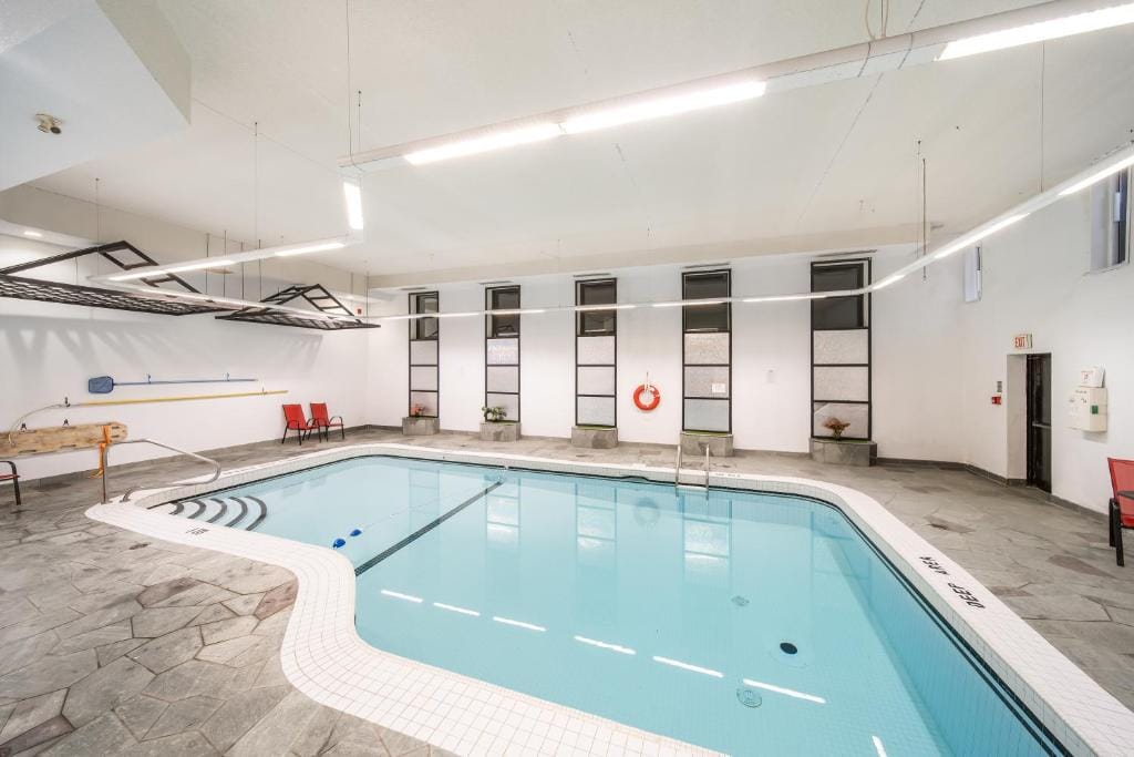 Ramada Plaza by Wyndham Niagara Falls — 3