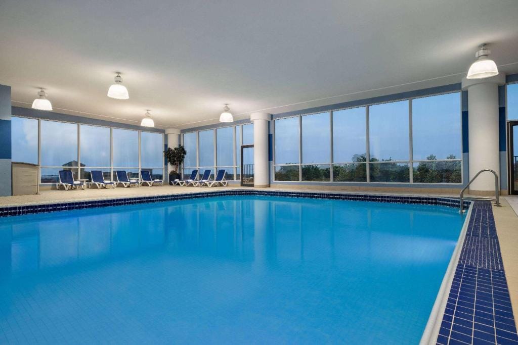 Wyndham Grand Fallsview Hotel — 2