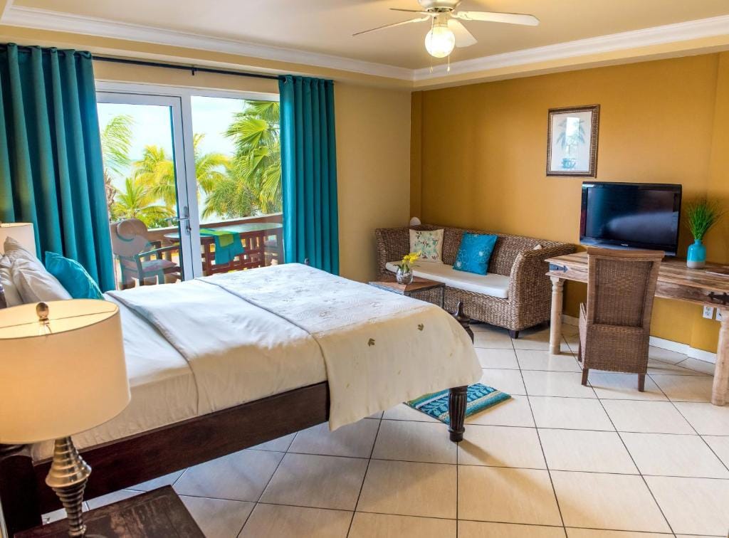 Aruba Surfside Marina — 2