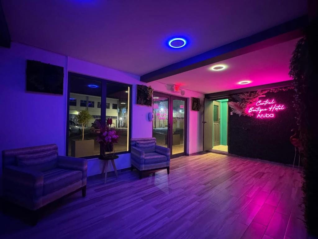 Central Boutique Hotel — 2