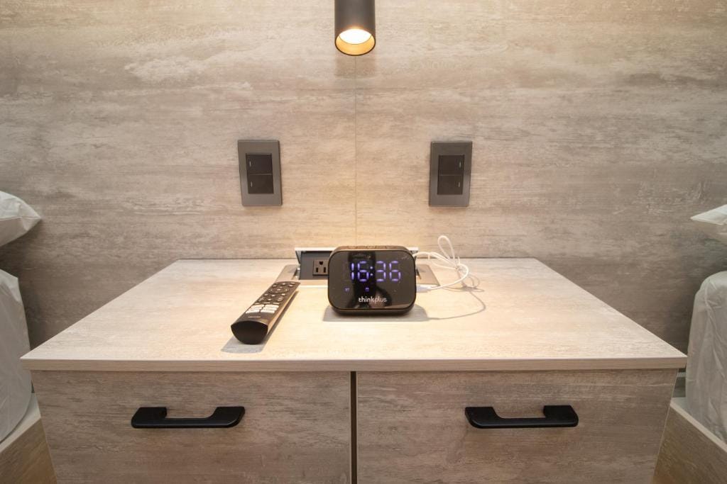 ESHEL SUITES PANAMA — 3
