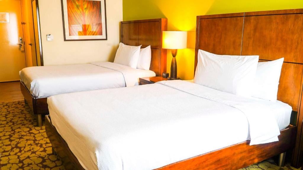 Hilton Garden Inn Panama City Downtown, Panama — 1