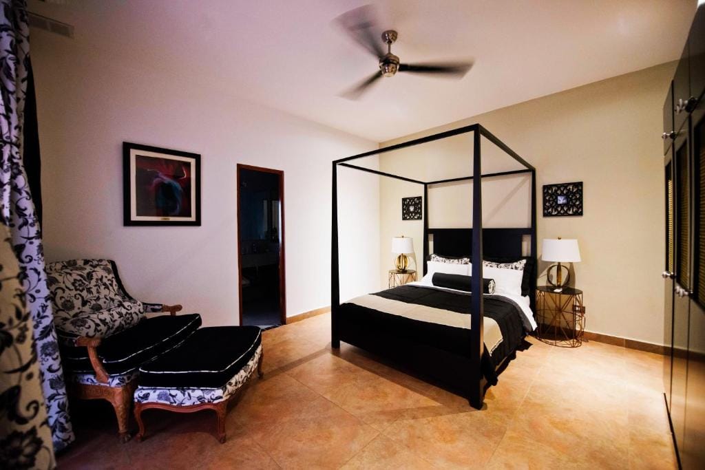 La Isabela Suites — 4